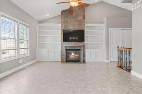 3000 Bear Claw St, Normal, IL 61761 photo 8