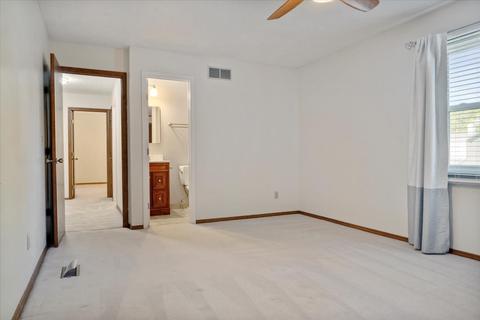 2004 Fallen Oak Rd, Bloomington, IL 61704 photo 14