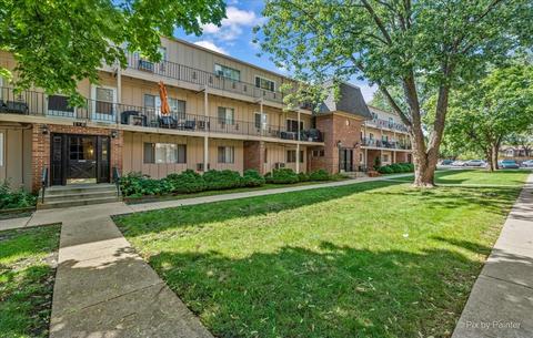 2400 Algonquin Rd #3, Rolling Meadows, IL 60008 photo 2