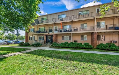 2400 Algonquin Rd #3, Rolling Meadows, IL 60008 photo 34