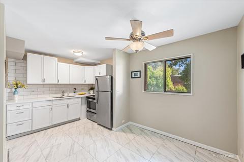 2400 Algonquin Rd #3, Rolling Meadows, IL 60008 photo 8