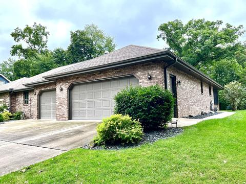 2734 Emerald Dr, Ottawa, IL 61350 photo 2