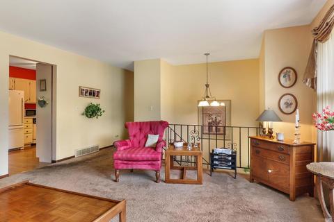 3815 W High St, Mchenry, IL 60050 photo 2