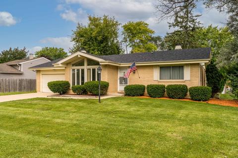 552 Northgate Rd, Lindenhurst, IL 60046 photo 2