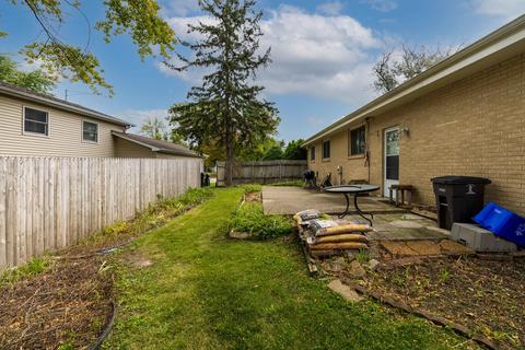 552 Northgate Rd, Lindenhurst, IL 60046 photo 25