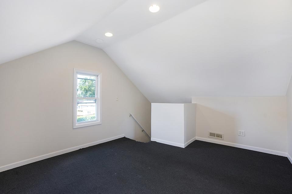  1709 Nicholson St, Crest Hill, IL 60403 photo 11
