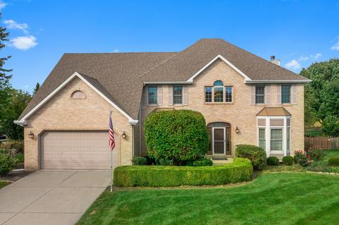 2527 Pinehurst Dr, Aurora, IL 60506 photo 1