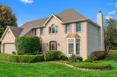 2527 Pinehurst Dr, Aurora, IL 60506 photo 2
