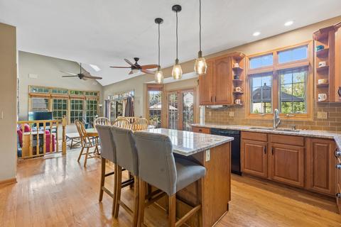 2527 Pinehurst Dr, Aurora, IL 60506 photo 13