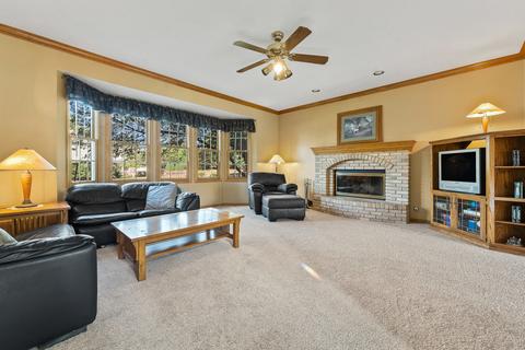 2527 Pinehurst Dr, Aurora, IL 60506 photo 10