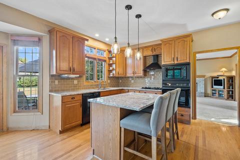 2527 Pinehurst Dr, Aurora, IL 60506 photo 14