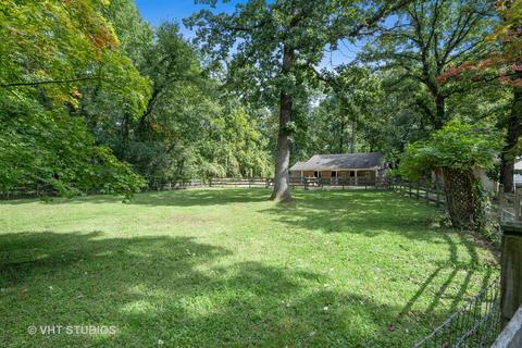 33 W241 Shagbark Ln, Wayne, IL 60184 photo 22