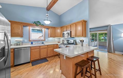 214 Highbridge Trl, Mchenry, IL 60050 photo 10