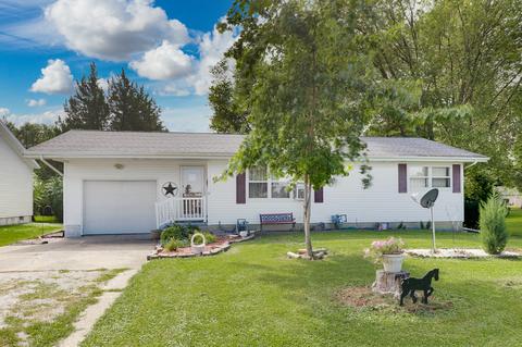 204 W Cooper St, Colfax, IL 61728 photo 1