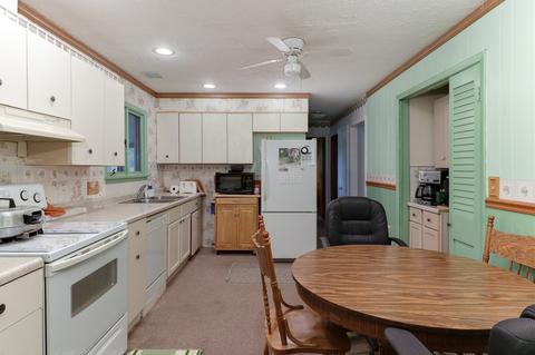 204 W Cooper St, Colfax, IL 61728 photo 14