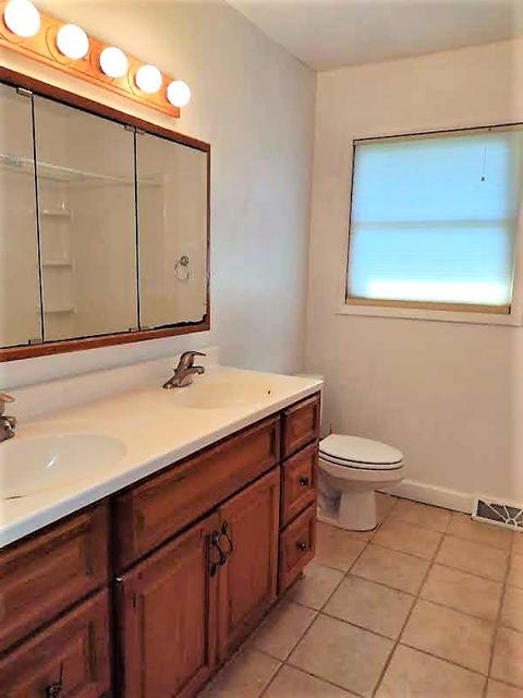 808 26th St, Peru, IL 61354 photo 17