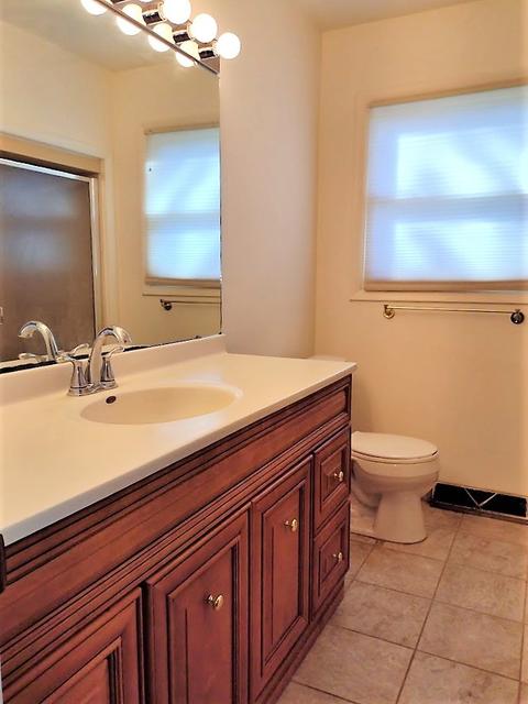 808 26th St, Peru, IL 61354 photo 11