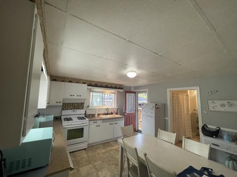 963 Larkin Ave, Elgin, IL 60123 photo 10