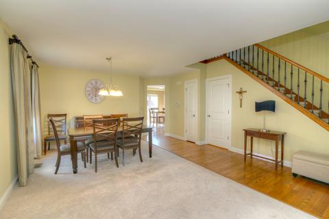 2007 Woodhaven Dr, Bartlett, IL 60103 photo 6