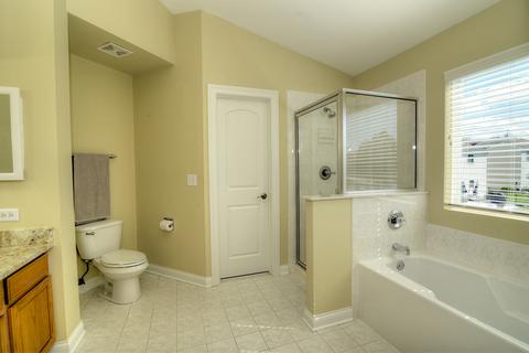 2007 Woodhaven Dr, Bartlett, IL 60103 photo 20