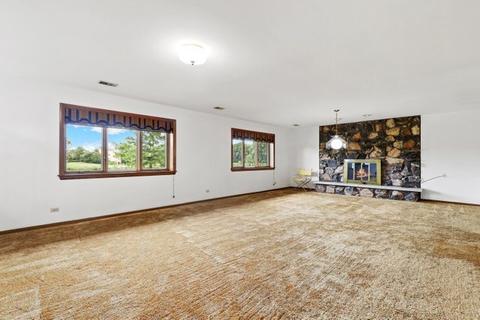 8401 S Park Ave, Burr Ridge, IL 60527 photo 16