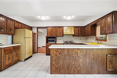 8401 S Park Ave, Burr Ridge, IL 60527 photo 8