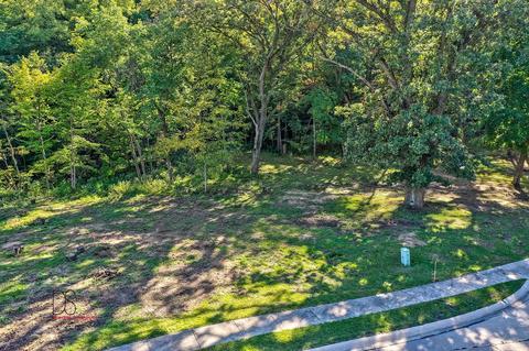 415 Deer Timber Ln, Ottawa, IL 61350