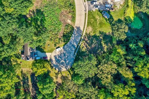 411 Deer Timber Ln, Ottawa, IL 61350