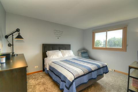 945 Balsam Ln, Bartlett, IL 60103 photo 20