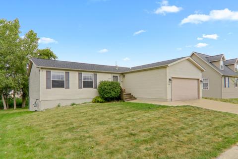 3003 Geranium Dr, Bloomington, IL 61704 photo 1