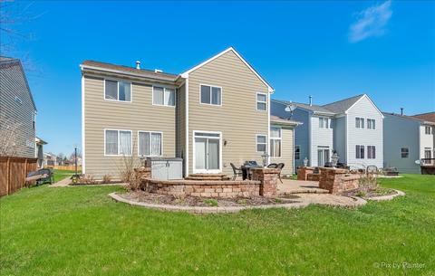 239 Pawtucket Ave, Elgin, IL 60124 photo 41