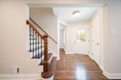 7600 S Artesian Ave, Chicago, IL 60652 photo 5