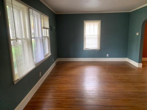1403 S Low St, Bloomington, IL 61701 photo 2
