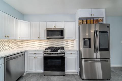 1633 River St #5D, Des Plaines, IL 60016 photo 3