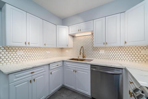 1633 River St #5D, Des Plaines, IL 60016 photo 4