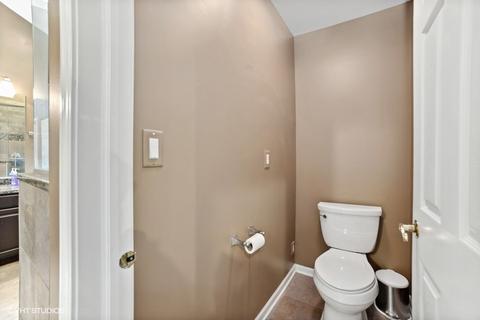 2499 Hayloft Ln, Elgin, IL 60124 photo 14
