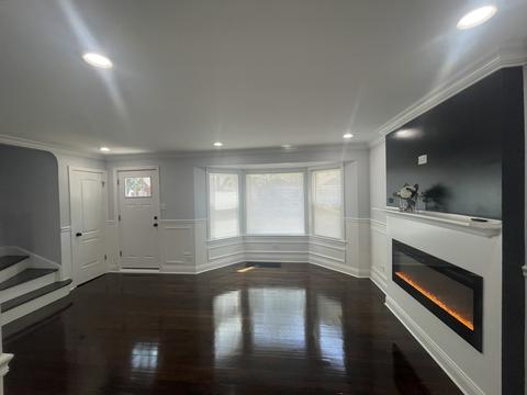 8739 S Merrill Ave, Chicago, IL 60617 photo 4
