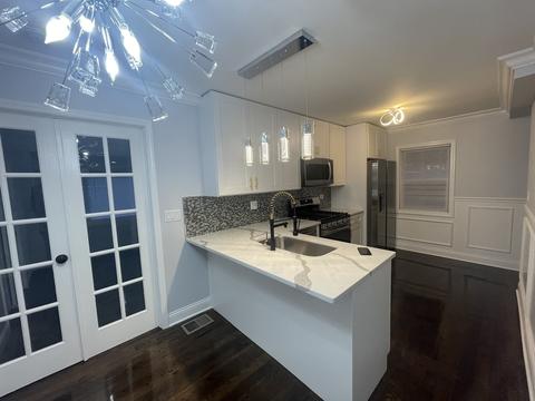 8739 S Merrill Ave, Chicago, IL 60617 photo 7