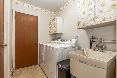 1814 E Sitka Ln, Mount Prospect, IL 60056 photo 21