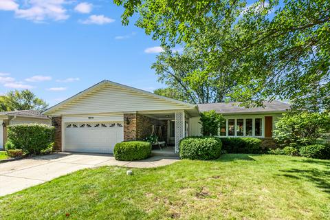 1814 E Sitka Ln, Mount Prospect, IL 60056 photo 1