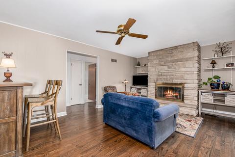 1814 E Sitka Ln, Mount Prospect, IL 60056 photo 7