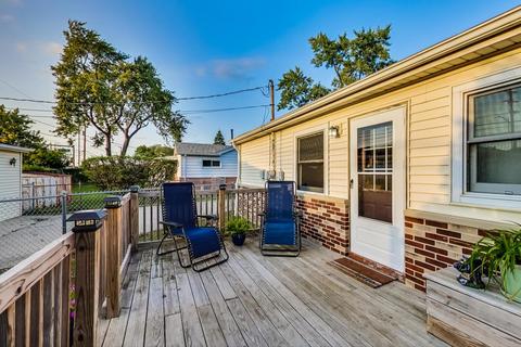 820 Cumberland St, Hoffman Estates, IL 60169 photo 24