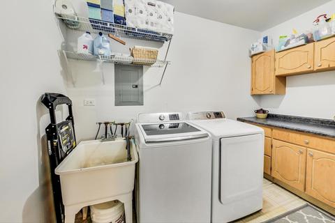 820 Cumberland St, Hoffman Estates, IL 60169 photo 21