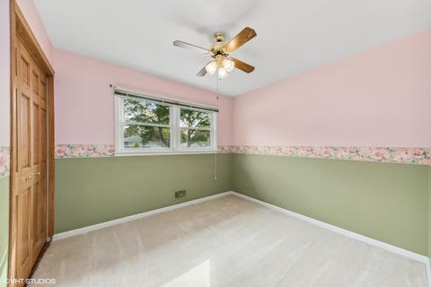 238 Michael Mnr, Glenview, IL 60025 photo 12