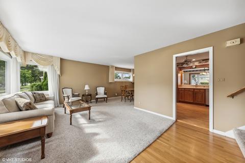 238 Michael Mnr, Glenview, IL 60025 photo 4