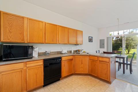 24237 Leski Ln, Plainfield, IL 60585 photo 8