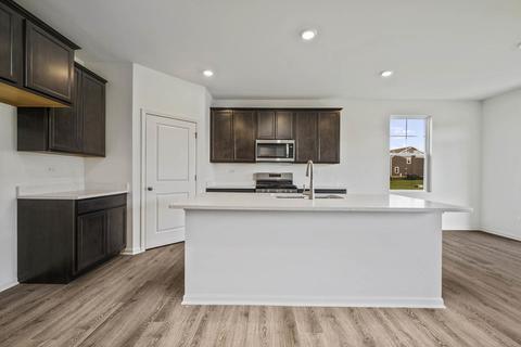 716 Slate Run, Elgin, IL 60124 photo 3