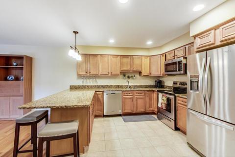 1 Stirling Ln, Rolling Meadows, IL 60008 photo 10