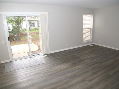 4723 Amber Cir, Hoffman Estates, IL 60192 photo 6