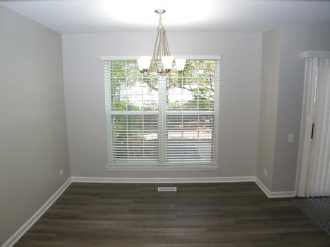 4723 Amber Cir, Hoffman Estates, IL 60192 photo 10